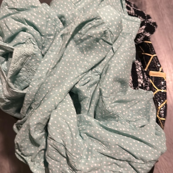 Low Start Clothing - Picture 1 of 1